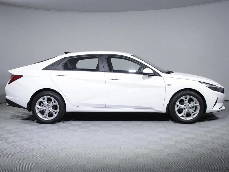 Elantra