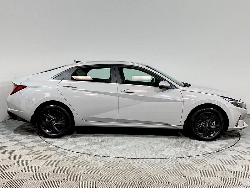 Elantra
