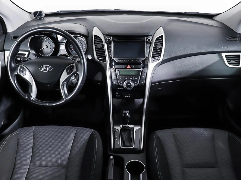i30