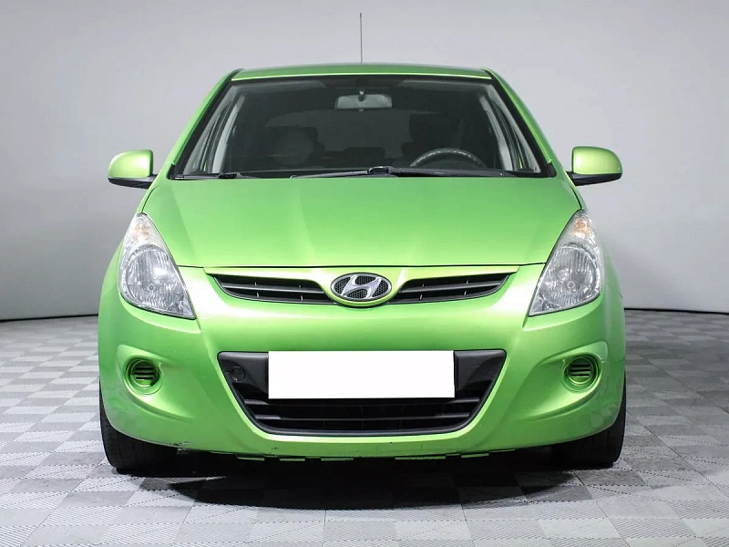 i20
